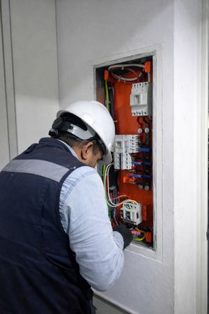 Termografía y revisión de puntos calientes en tableros